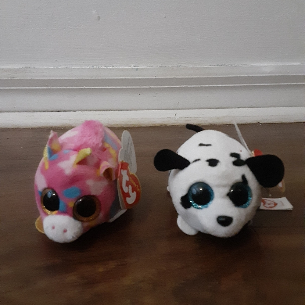 2 TY stuffed animals